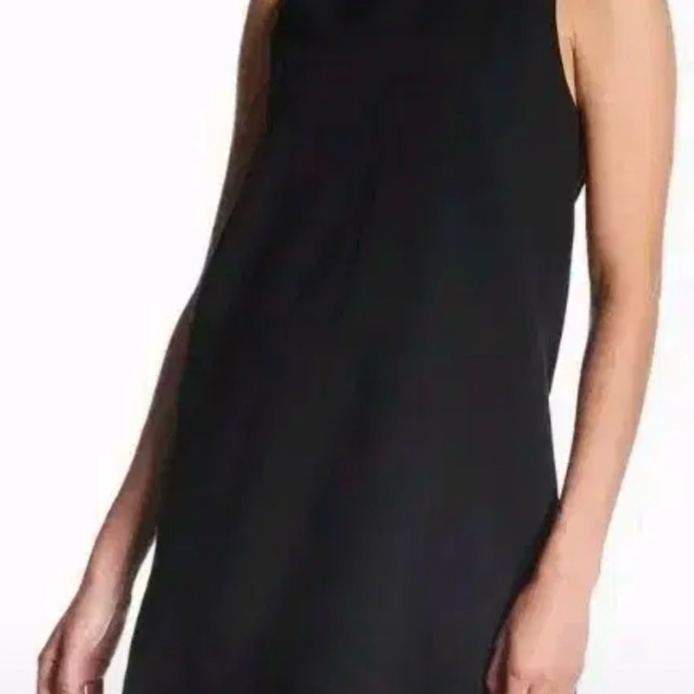 NWT- Alice + Olivia Black and White Bellini classic Dress size 8